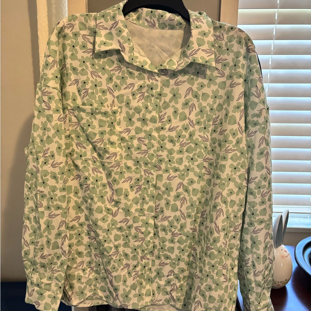 SHEIN Green Floral Women's Blouse